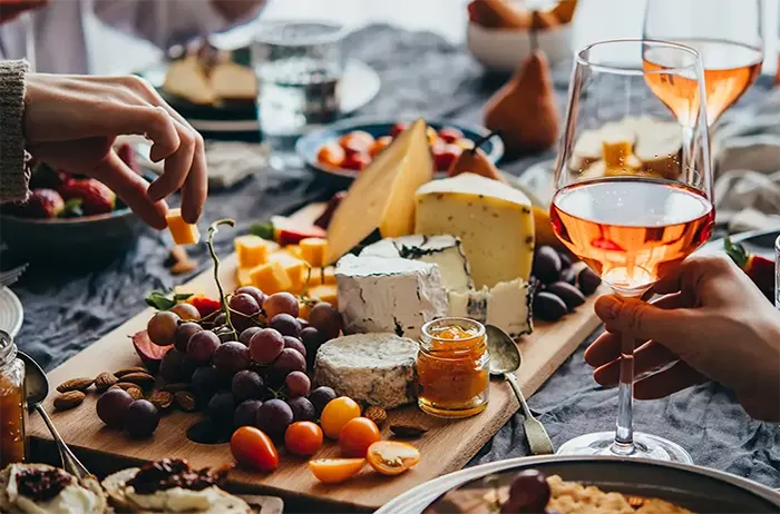 Mastering the Art of Wine and Food Pairings